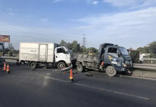 Tai nạn xảy ra trên cao tốc TPHCM